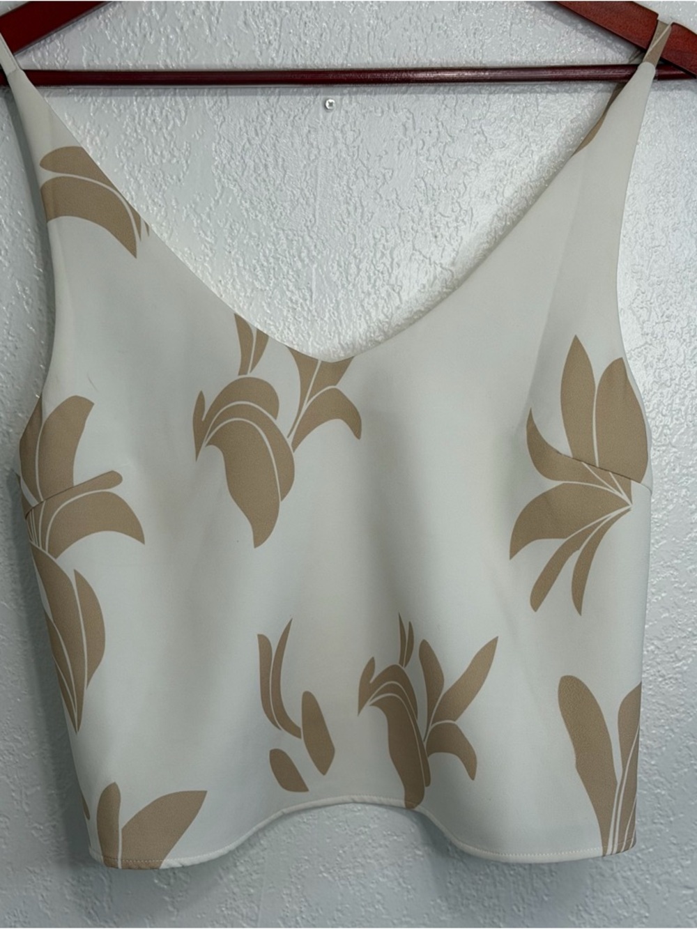 L'ATISTE Floral V-Neck Crop Top - Boho M